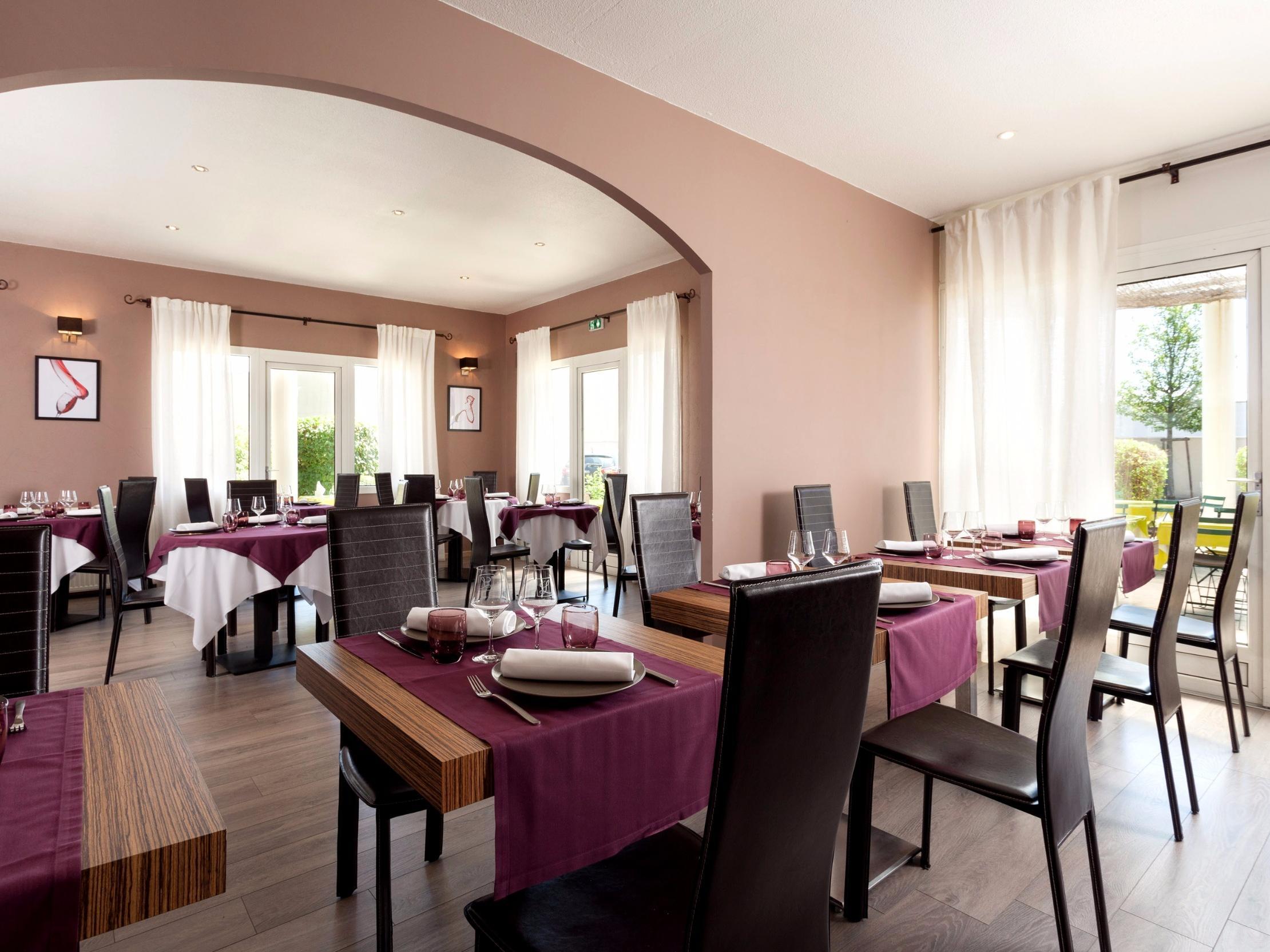 Logis Carline Restaurant 3* Beaune (Cote d'Or)