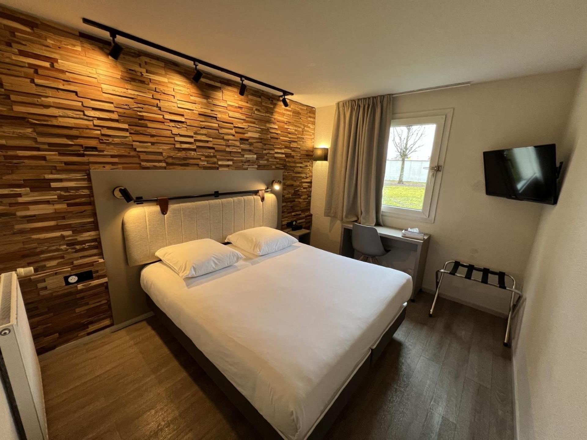 Logis Carline Restaurant Hotel 3*