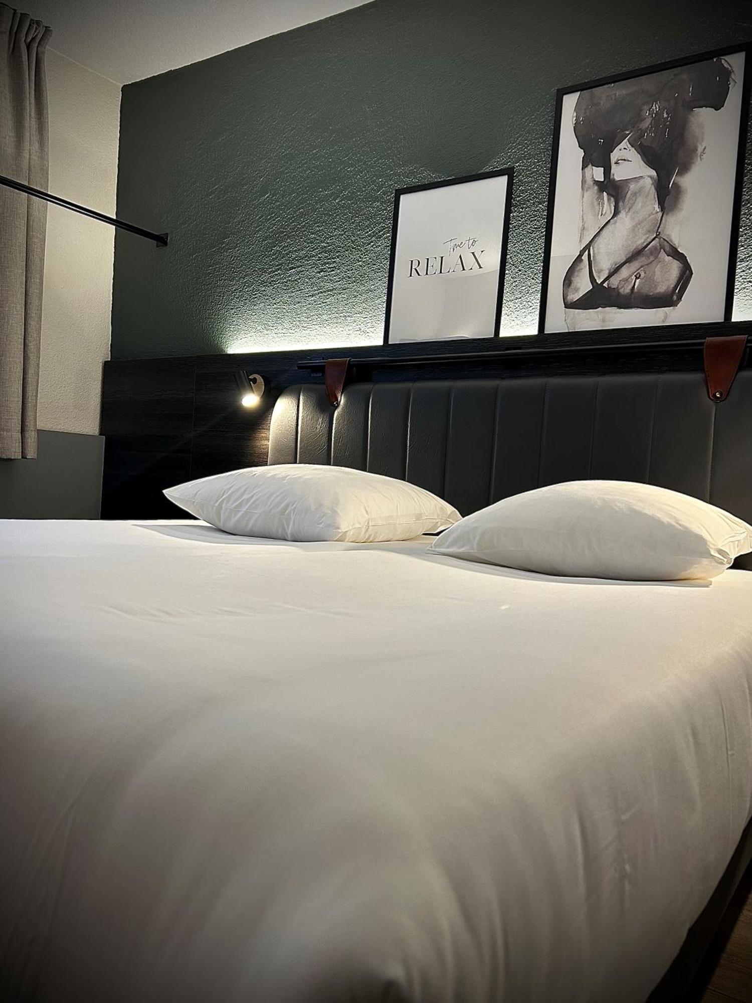 Hotel Logis Carline Restaurant Beaune (Cote d'Or)