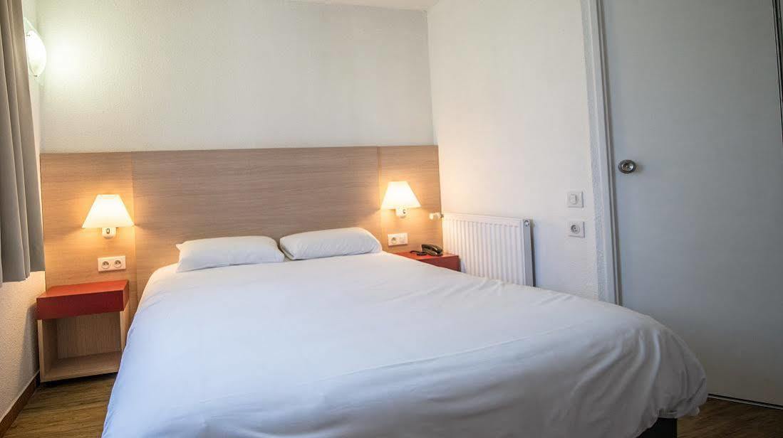 Hotel Logis Carline Restaurant Beaune (Cote d'Or)